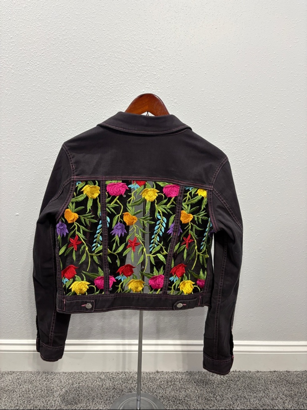 Embroidered Floral Panel Black Denim Jacket with Pink Stitching